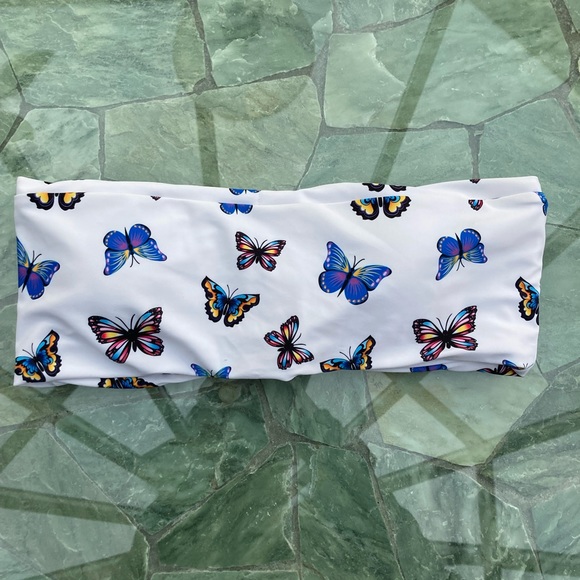 Women’s size 8 butterfly bikini top - Picture 1 of 3